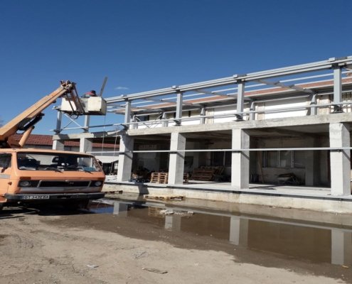 Двуетажна пристройка към самостоятелен обект в съществуваща сграда